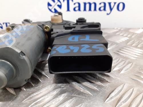 Right rear window motor VW PASSAT B5 (3B2) 1.8 | BP8693064E22 