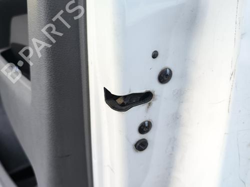 front-right-lock-peugeot-expert-van-v_-2016-40044582 main image