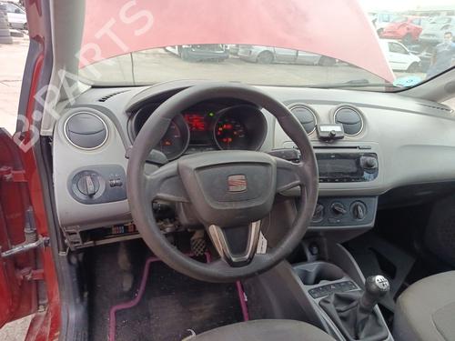 Used Steering wheel VOLVO S40 I (644) 1.9 DI (95 hp) 30278118