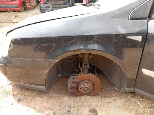left-front-fenders-renault-vel-satis-bj0_-2002-36461282 main image
