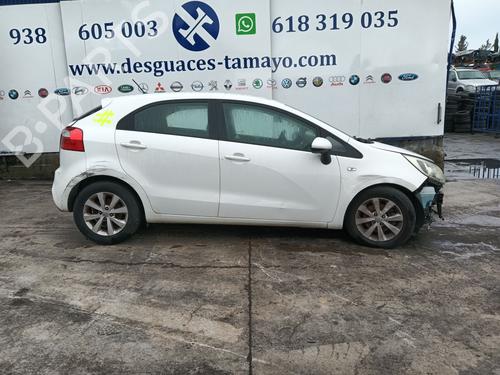 Dashboard KIA RIO III (UB) 1.4 CVVT | BP40180647C46  - Image 9