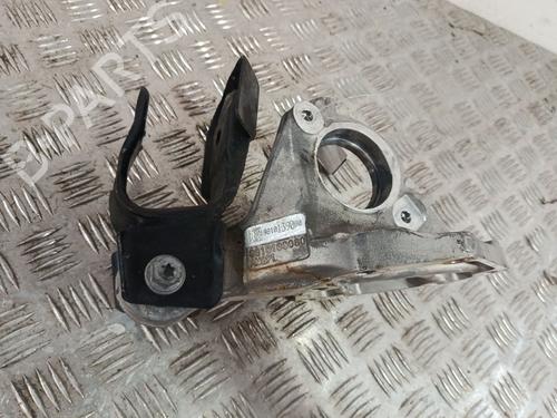 Used Engine mount Engine mount CITROËN SPACETOURER Bus (V_) 2.0 BlueHDi 180 (178 hp) 40220236 40220236
