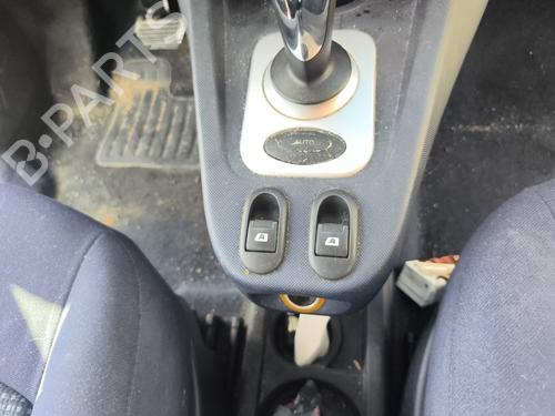 Used Right front window switch Right front window switch PEUGEOT 1007 (KM_) 1.6 16V (109 hp) 40180346 40180346