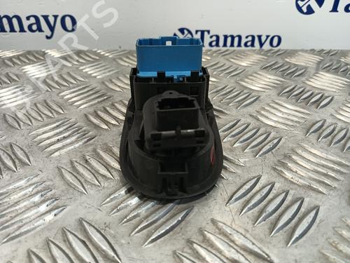 Left front window switch FORD MONDEO III (B5Y) 2.0 16V TDDi / TDCi | BP22274082I27 