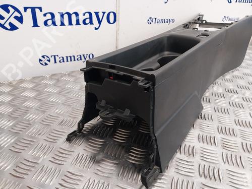 Middle console TOYOTA YARIS (_P21_, _PA1_, _PH1_) 1.5 Hybrid (MXPH10, MXPH11) | BP29355849I22 