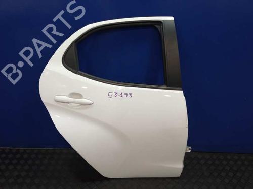 Used Right rear door TOYOTA YARIS (_P21_, _PA1_, _PH1_) 1.5 Hybrid (MXPH10, MXPH11) (116 hp) 29355829