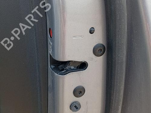 Højre bagtil lås Højre bagtil lås OPEL CROSSLAND X / CROSSLAND (P17, P2QO) 1.2 (75) (110 hp) 33832400 33832400