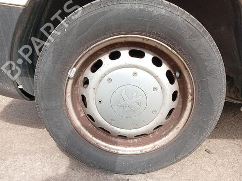 Used Right rear brake caliper Right rear brake caliper PEUGEOT PARTNER Box Body/MPV 1.6 HDi (75 hp) 34557940 34557940