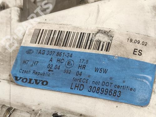 Right headlight VOLVO S40 I (644) 1.9 DI | BP11541317C29 