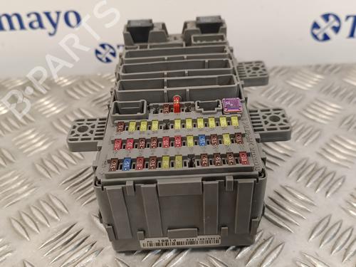 Fuse box HONDA CIVIC VIII Hatchback (FN, FK) 2.2 CTDi (FK3) | BP17069813E1