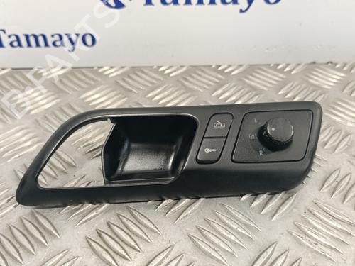 Used Front left interior door handle VW POLO (9N_, 9A_) 1.9 SDI (64 hp) 19153078