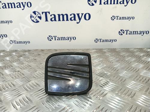 Used Tailgate handle SEAT LEON (1P1) [2005-2013]  28132941