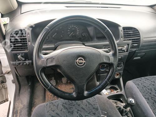 Left mirror OPEL ZAFIRA A MPV (T98) 2.0 DTI 16V (F75) | BP32205619C26 