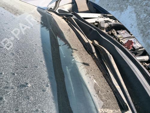 Used Front windshield wiper arm Front windshield wiper arm 34441304 34441304