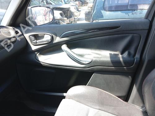 Høyre frontpanel Høyre frontpanel FORD S-MAX (WA6) 2.2 TDCi (175 hp) 35951565 35951565
