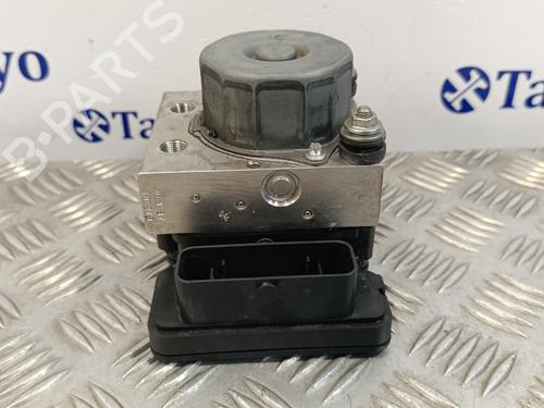 Used ABS pump RENAULT CLIO IV (BH_) [2012-2021]  18133496
