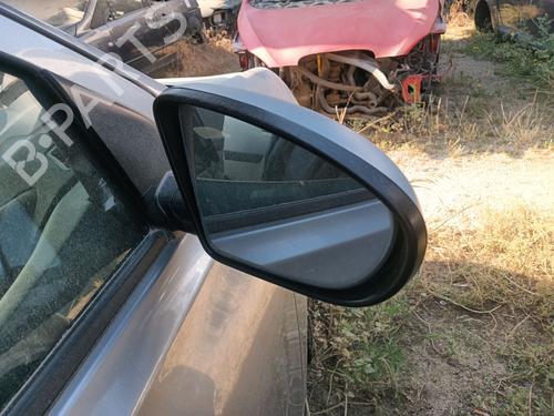 Retrovisor direito Retrovisor direito NISSAN QASHQAI I (J10, NJ10) 2.0 dCi (150 hp) 36218818 36218818