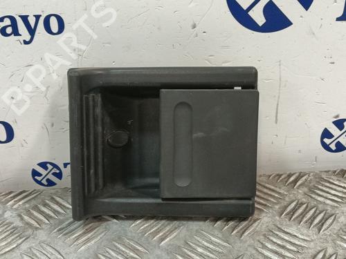 Türgriff hinten rechts innen für MERCEDES-BENZ VITO Bus (W638) [1996-2003]  32419972