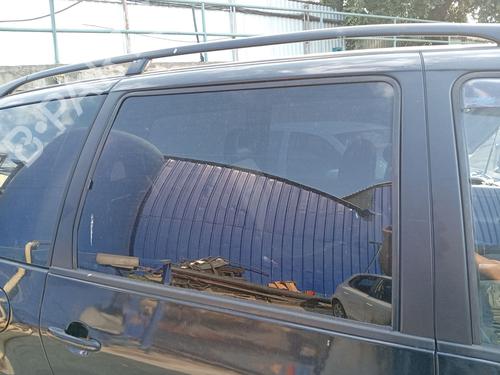 Used Rear right door window Rear right door window 37494961 37494961