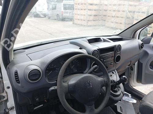 Used Dashboard Dashboard PEUGEOT PARTNER Box Body/MPV 1.6 HDi (75 hp) 34558364 34558364