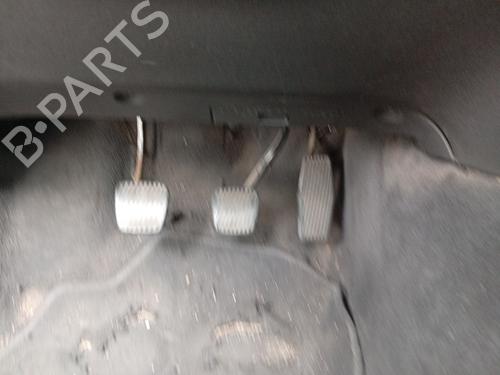 Pedale Pedale RENAULT CLIO I (B/C57_, 5/357_) 1.2 (B/C/S577) (54 hp) 36998702 36998702