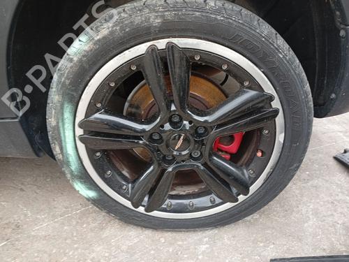 Mozzo posteriore sinistro Mozzo posteriore sinistro MINI MINI COUNTRYMAN (R60) John Cooper Works ALL4 (218 hp) 36998589 36998589