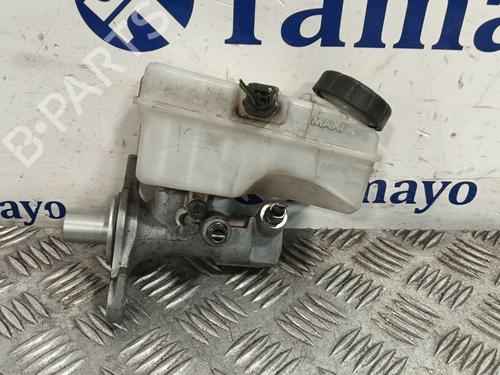 Used Brake master cylinder RENAULT CLIO IV (BH_) [2012-2021]  31947887