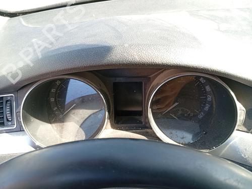 Used Instrument cluster Instrument cluster 38065776 38065776