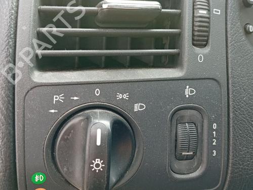 Used Headlight switch Headlight switch MERCEDES-BENZ E-CLASS (W210) E 280 (210.053) (193 hp) 35901558 35901558