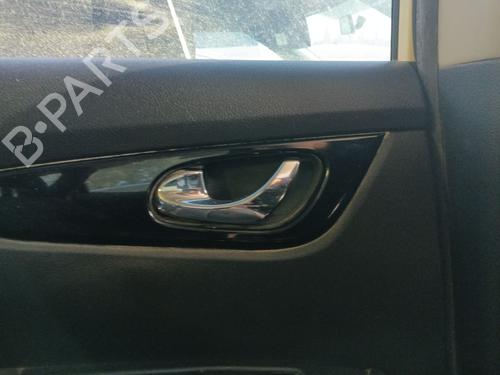 Venstre bagtil invendig håndtag Venstre bagtil invendig håndtag NISSAN QASHQAI II (J11, J11_) 1.6 dCi ALL MODE 4x4-i (130 hp) 34441362 34441362