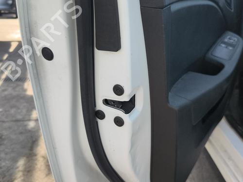 venstre-foran-las-renault-clio-v-b7_-2019-39503171 main image