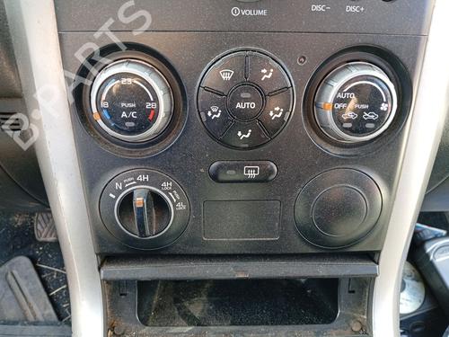 Used Climate control Climate control SUZUKI GRAND VITARA II (JT, TE, TD) 1.9 DDiS All-wheel Drive (JT419, TD44, JB419WD, JB419XD,... (129 hp) 36393330 36393330