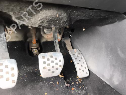 Used Clutch pedal Clutch pedal RENAULT MEGANE III Coupe (DZ0/1_) 1.4 TCe (DZ0F, DZ1V) (131 hp) 40255520 40255520