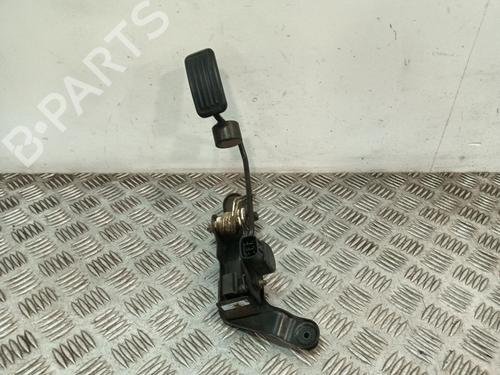 pedal-toyota-rav-4-ii-_a2_-2000-2001-2002-2003-2004-2005-36304967 main image