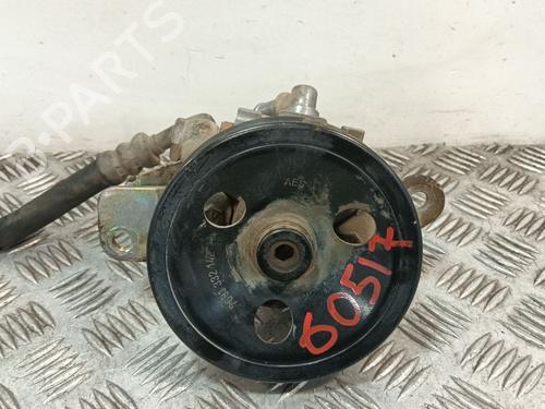 Styring servopumpe Styring servopumpe LAND ROVER DISCOVERY II (L318) 2.5 Td5 4x4 (136 hp) 35932215 35932215