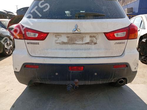 Used Rear bumper reinforcement Rear bumper reinforcement 38542623 38542623