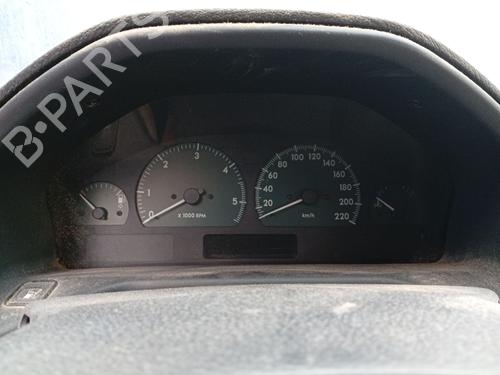 Kombiinstrument Kombiinstrument LAND ROVER RANGE ROVER II (P38A) [1994-2002] 39648694 39648694