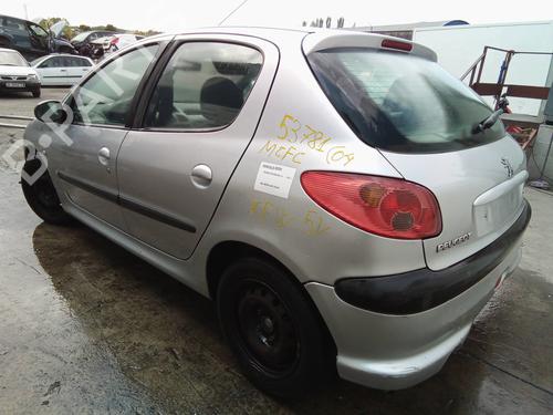 Fuse box PEUGEOT 206 Hatchback (2A/C) 1.4 i | BP10641153E1 