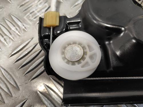 Front left window mechanism BMW 5 (E60) 525 d | BP15725533C22 