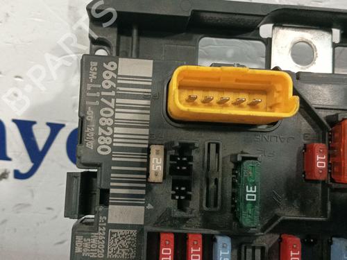 Fuse box PEUGEOT 307 SW (3H) 1.6 HDI 90 | BP29463967E1 