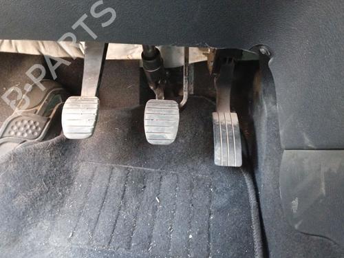 Used Clutch pedal Clutch pedal DACIA LOGAN II TCe 90 (L8MA, L8M1, L8AC) (90 hp) 34036958 34036958