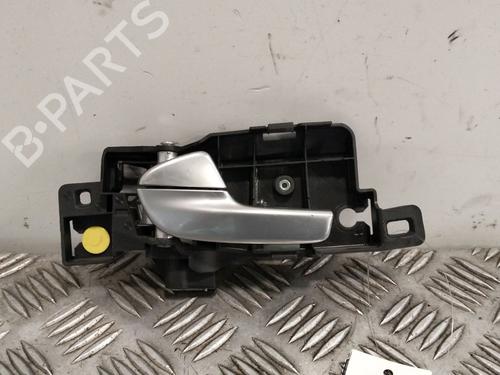 Used Front left interior door handle Front left interior door handle 35951587 35951587