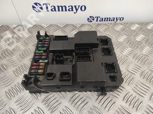 Used Fuse box PEUGEOT 307 (3A/C) 2.0 HDi 90 (90 hp) 11923833