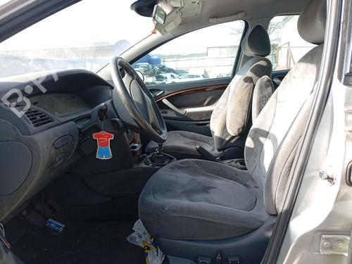 Right headlight CITROËN C5 I (DC_) 2.2 HDi (DC4HXB, DC4HXE) | BP33337175C29 - Image 16