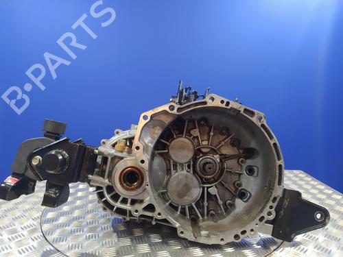 Used Gearbox KIA CARNIVAL / GRAND CARNIVAL III (VQ) [2005-2015]  17945532