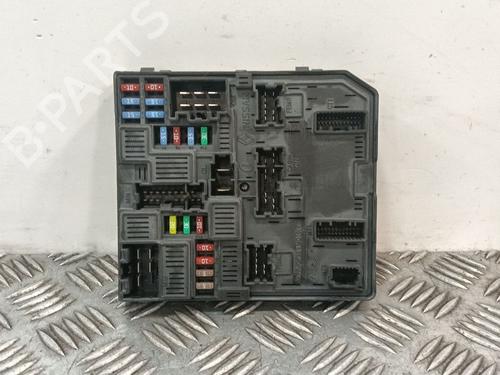 Used Fuse box Fuse box SEAT IBIZA II (6K1) 1.4 i (60 hp) 34446382 34446382