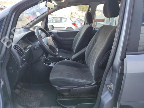 Injector OPEL ZAFIRA A MPV (T98)  | BP21774037M100 