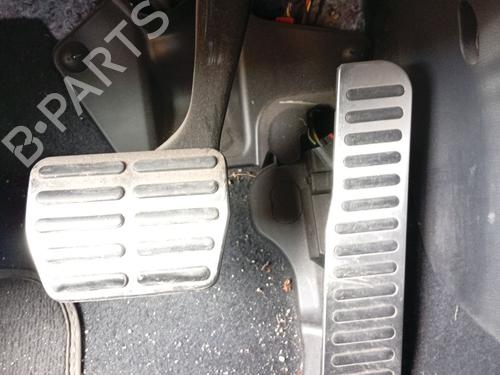 Used Pedal Pedal VW NEW BEETLE Convertible (1Y7) 1.9 TDI (105 hp) 40089054 40089054