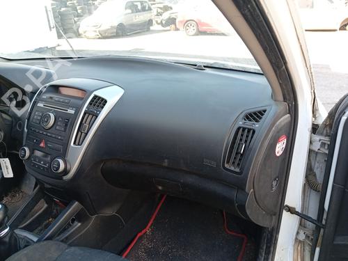 Used Passenger airbag Passenger airbag KIA CEE'D Hatchback (ED) 1.4 (109 hp) 33726321 33726321