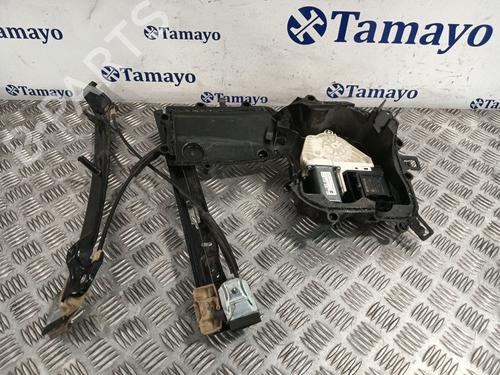 front-right-window-mechanism-seat-leon-1p1-2005-2006-2007-2008-2009-2010-2011-2012-2013-32015058 main image